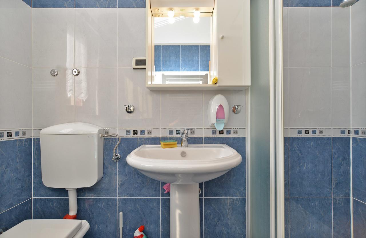 Apartment Ljiljana 1553 Novigrad  Luaran gambar